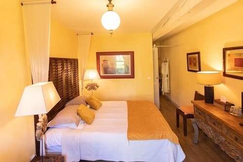 chambre-dhote-chambre-margaux-domaine-de-ginouilhac-1